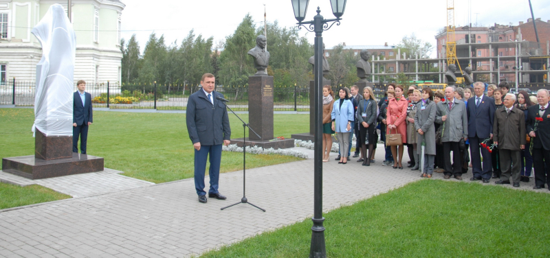 Аллея славы Тульский Государственный Музей Оружия