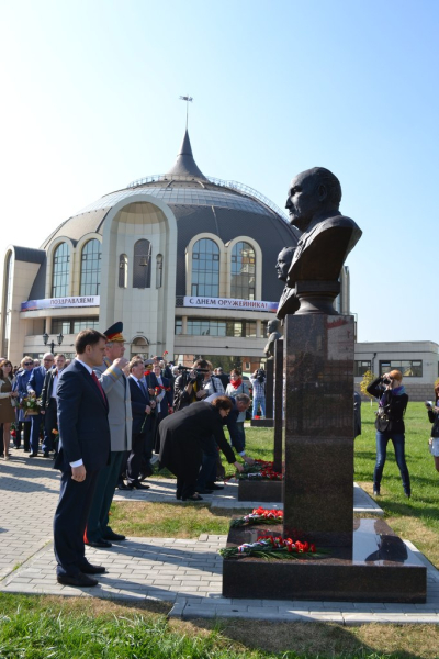 Аллея славы Тульский Государственный Музей Оружия