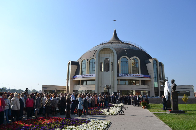 Аллея славы Тульский Государственный Музей Оружия