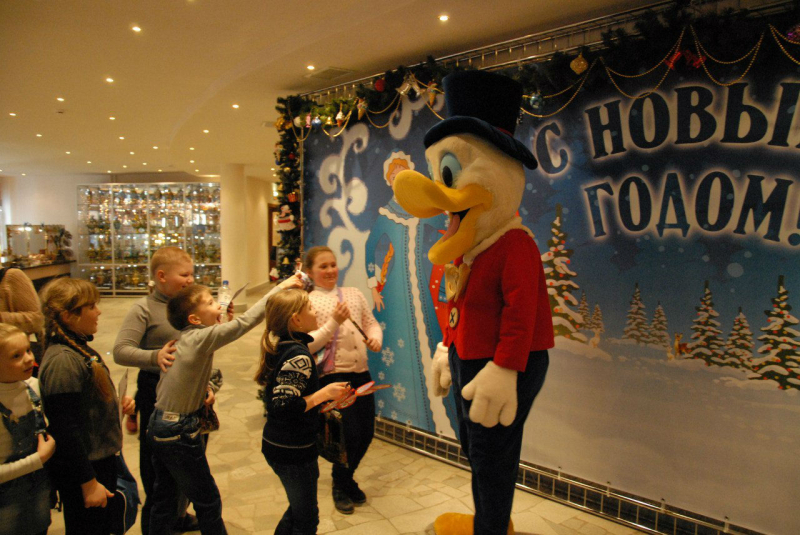 В Тульском музее оружия - детская оккупация! Тульский Государственный Музей Оружия