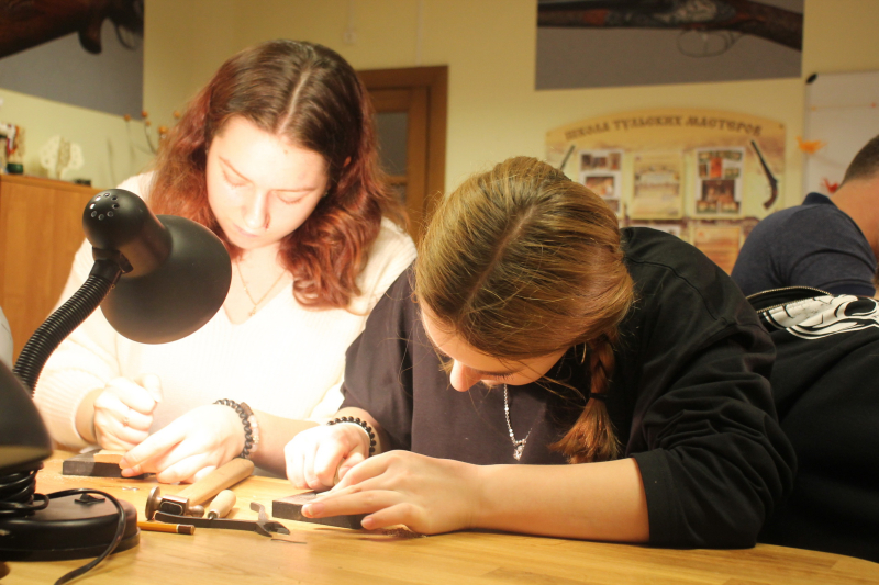 Искусство тульской всечки и резьбы Тульский Государственный Музей Оружия