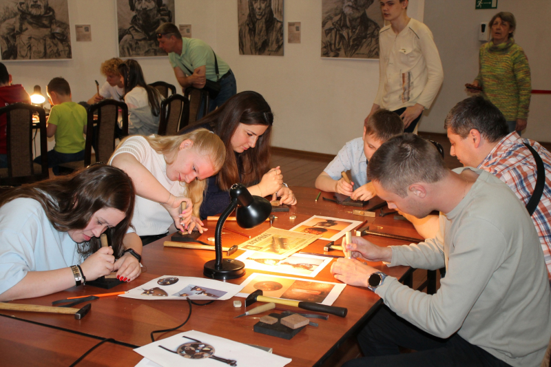 Искусство тульской всечки и резьбы Тульский Государственный Музей Оружия