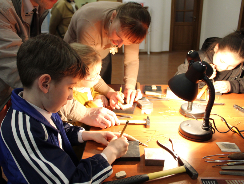 Искусство тульской всечки и резьбы Тульский Государственный Музей Оружия