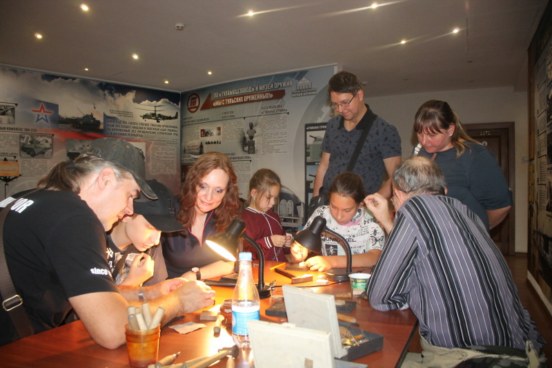 Искусство тульской всечки и резьбы Тульский Государственный Музей Оружия