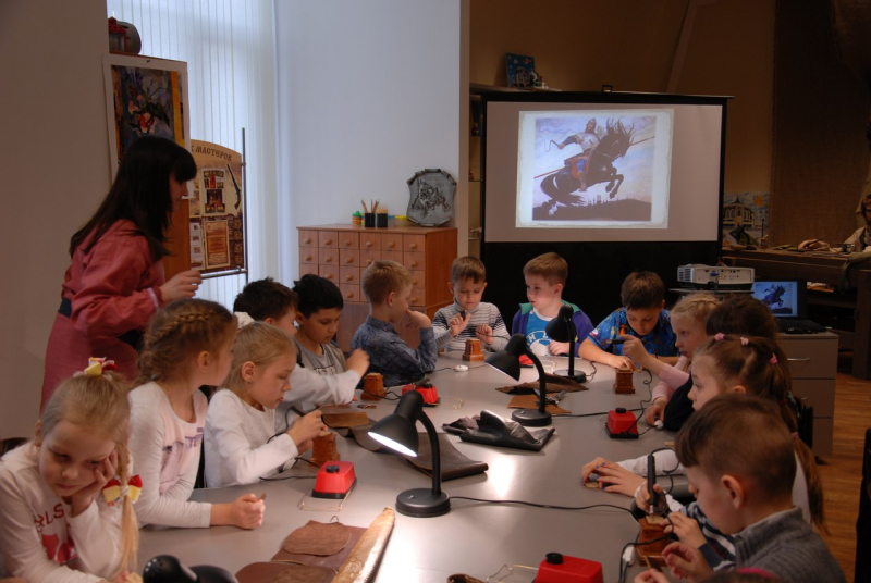 Искусство тульской всечки и резьбы Тульский Государственный Музей Оружия